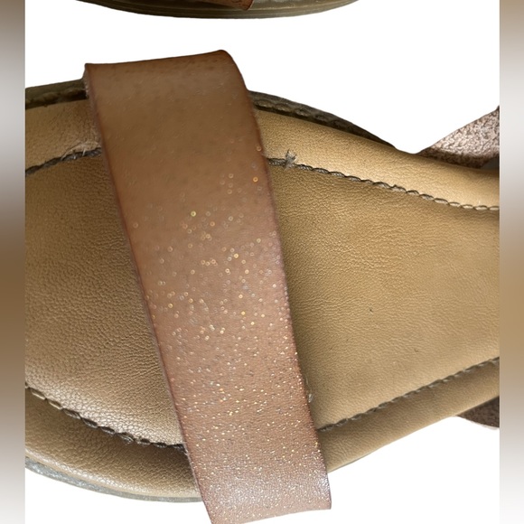 Blowfish Girls Summer Strap Sandal, Light Brown/Dark Tan Color, Size Big Kid 6 - Picture 8 of 15